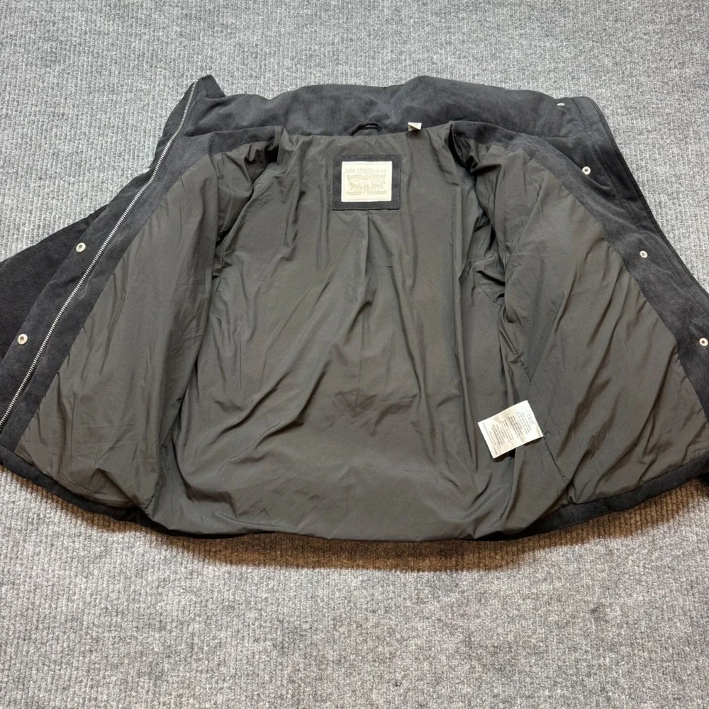 Levi's Black Corduroy Puffer Jacket Mens Small Gorpcore Casual Chic Utility Coat